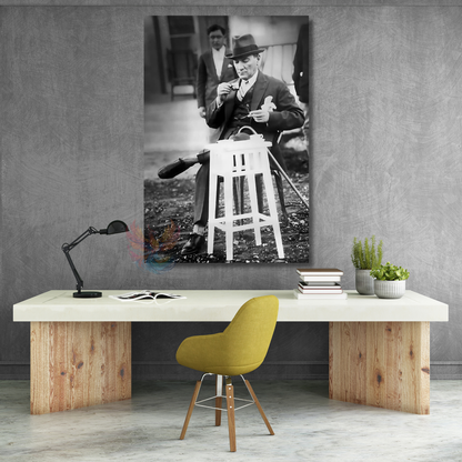 Siyah Beyaz Kahve İçen Atatürk Tablosu Kanvas Dijital Baskı Salon Ofis Tablosu